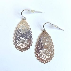 Rose Cutout Earrings